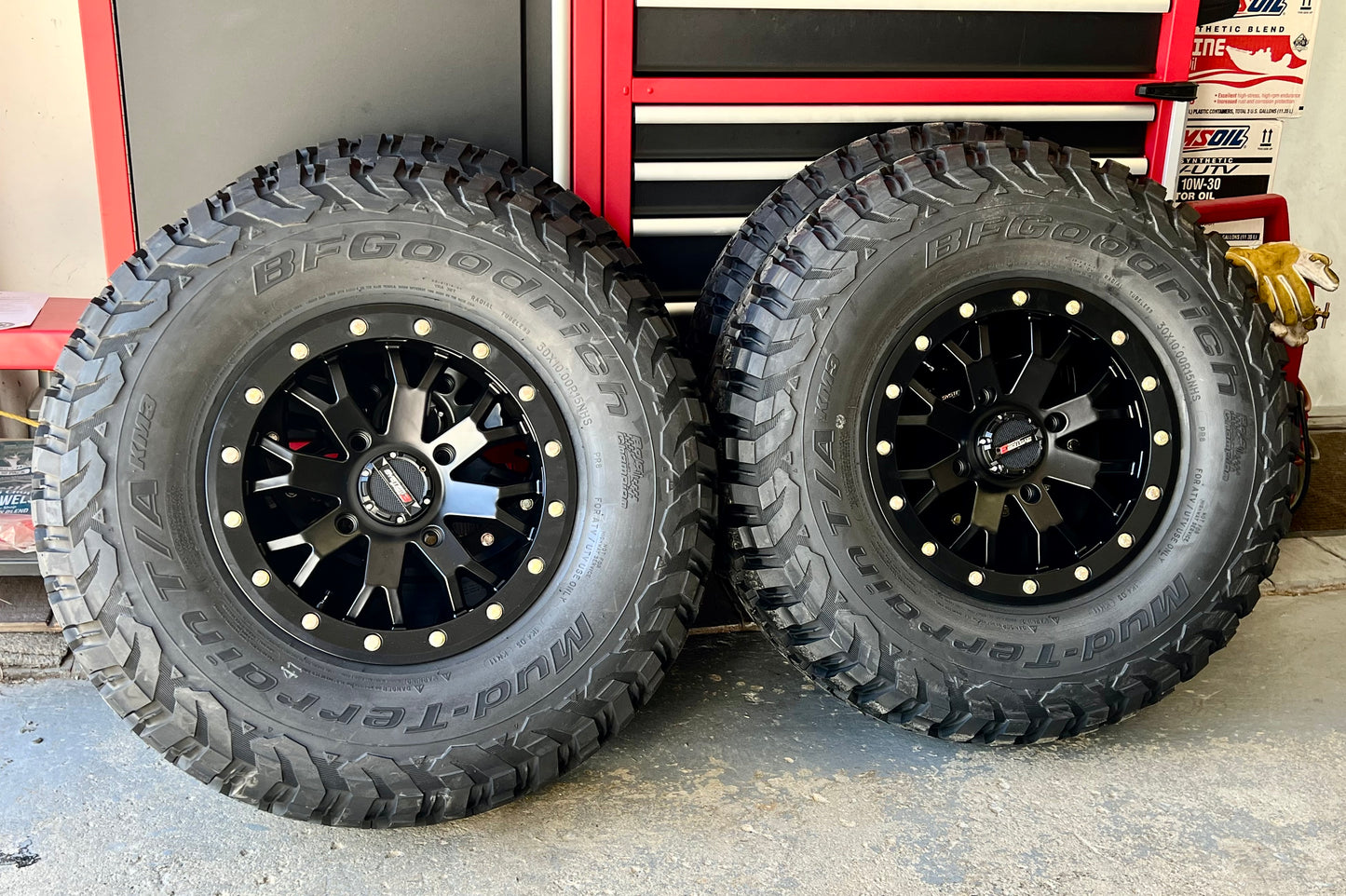 BFGOODRICH TIRE MUD TERRAIN KM3 F/R RADIAL