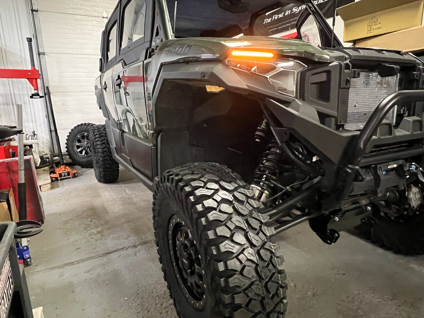 Polaris Expedition Models Sequential Plug & Play Signal System