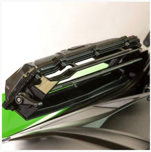 Load image into Gallery viewer, Seizmik Kawasaki Teryx KRX 1000 Versa-Vent Hard Coated Front Windshield
